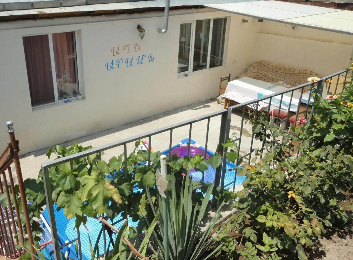 Like Home Guesthouse & Tours Jerevan Eksteriør bilde