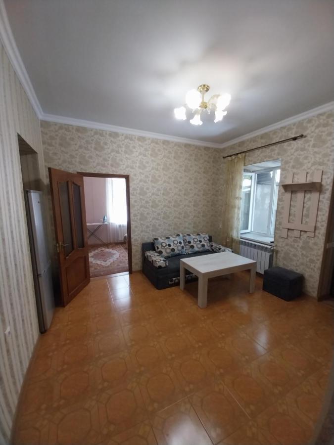 Like Home Guesthouse & Tours Jerevan Eksteriør bilde